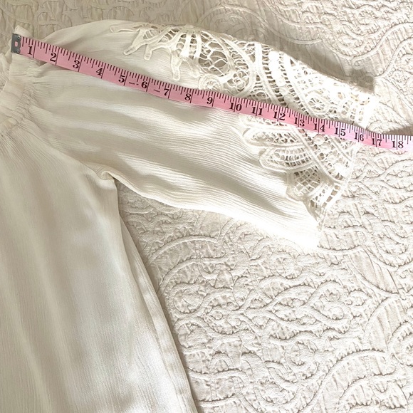 Wilde Heart Lace Sleeve Top - Picture 12 of 14